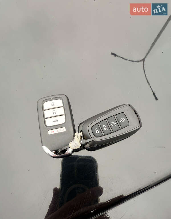 Седан Honda Accord 2015 в Львові