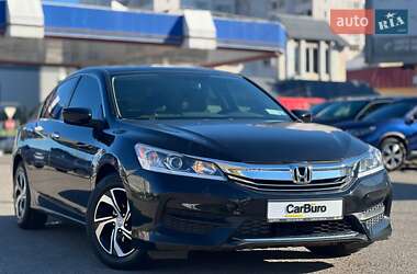 Седан Honda Accord 2016 в 