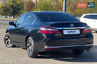 Седан Honda Accord 2016 в 