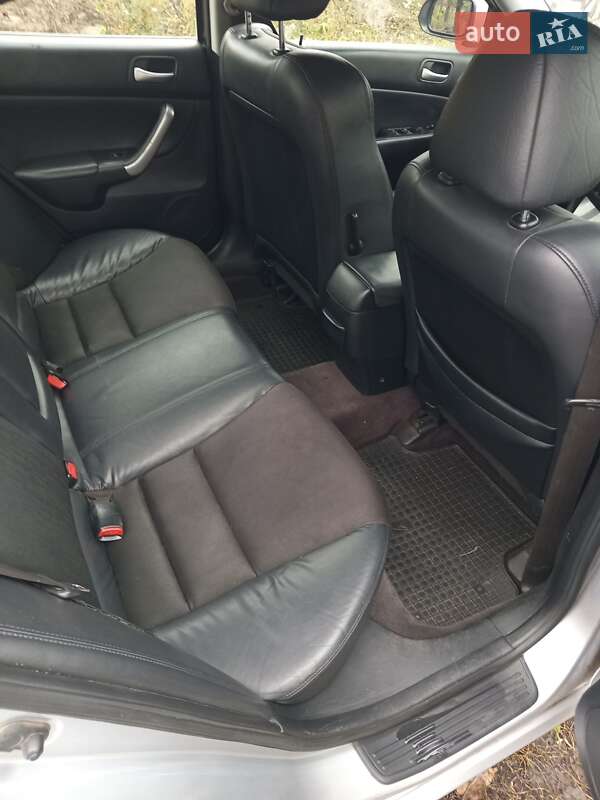 Седан Honda Accord 2004 в Виннице фото 4 Седан Honda Accord 2004 в Виннице