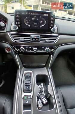 Седан Honda Accord 2020 в 