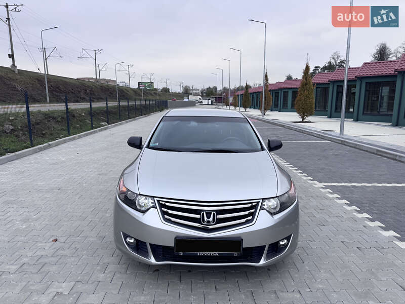 Седан Honda Accord 2008 в Киеве