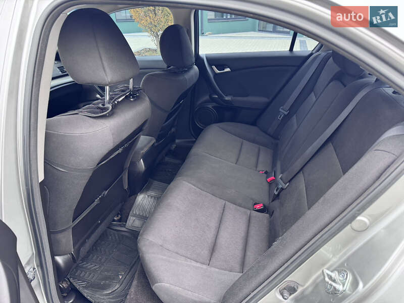 Седан Honda Accord 2008 в Киеве