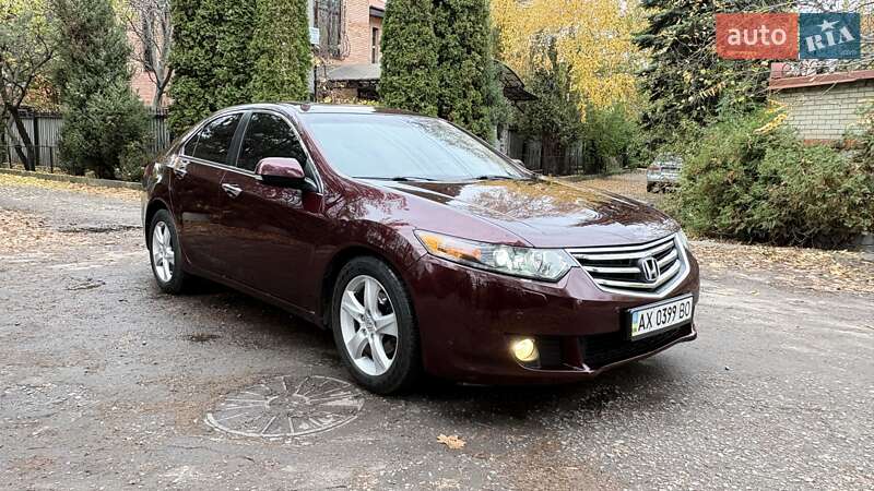 Седан Honda Accord 2010 в Харькове