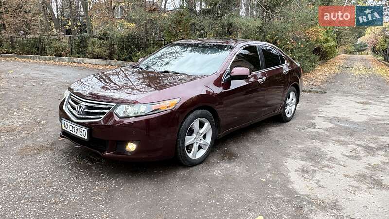 Седан Honda Accord 2010 в Харькове