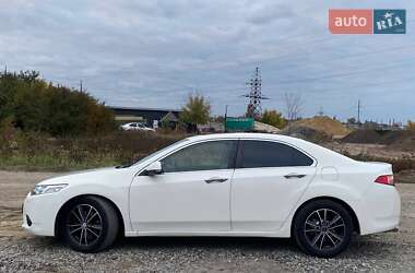 Седан Honda Accord 2011 в  фото 15 Седан Honda Accord 2011 в