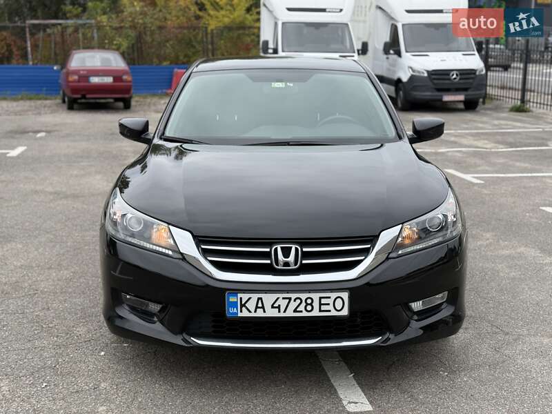Седан Honda Accord 2014 в Києві фото 8 Седан Honda Accord 2014 в Києві