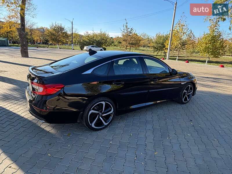 Седан Honda Accord 2021 в Ізмаїлі