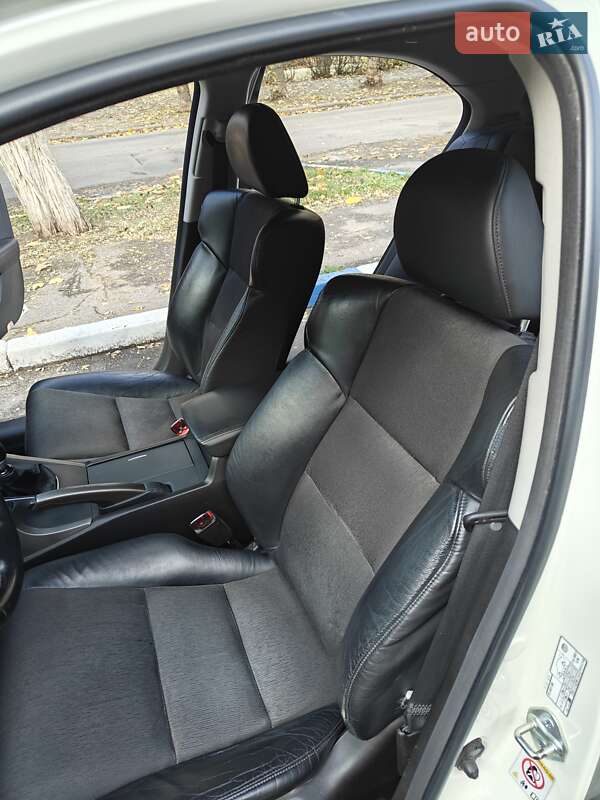 Седан Honda Accord 2008 в Нікополі