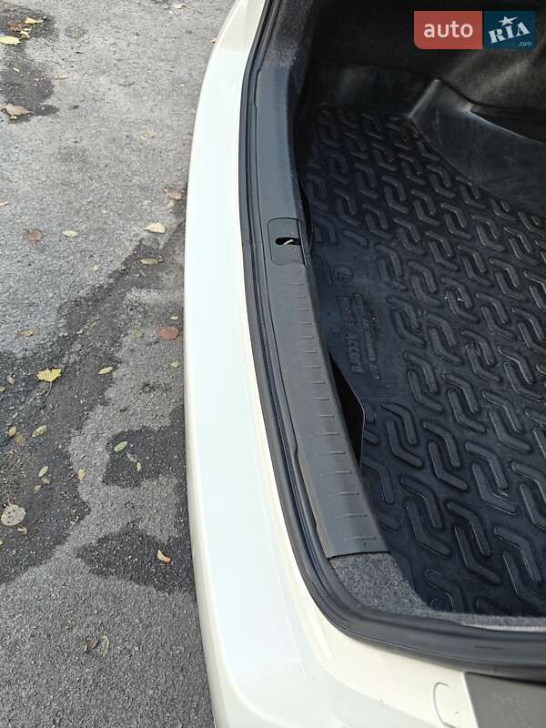 Седан Honda Accord 2008 в Нікополі