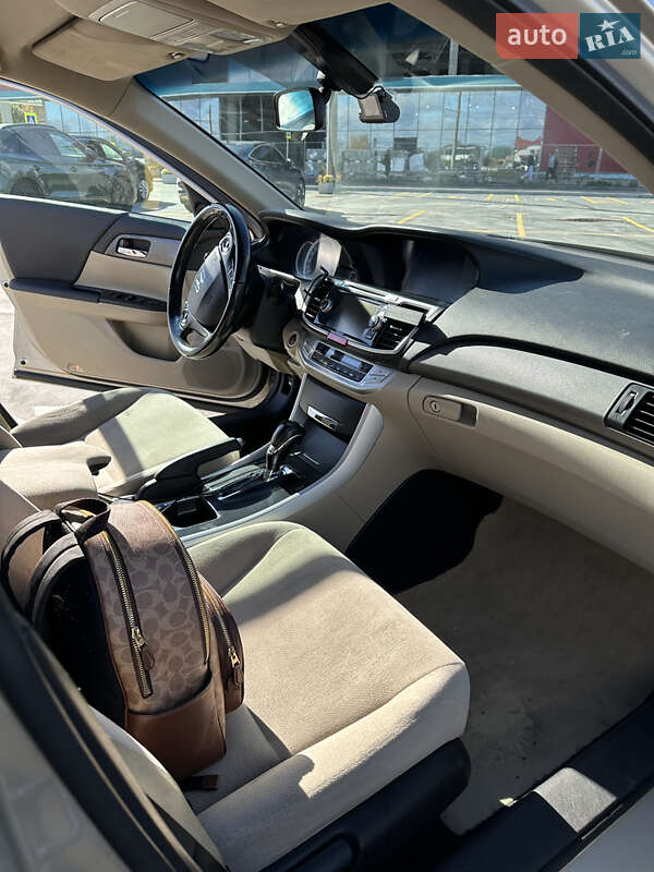 Седан Honda Accord 2013 в Тернополі фото 12 Седан Honda Accord 2013 в Тернополі