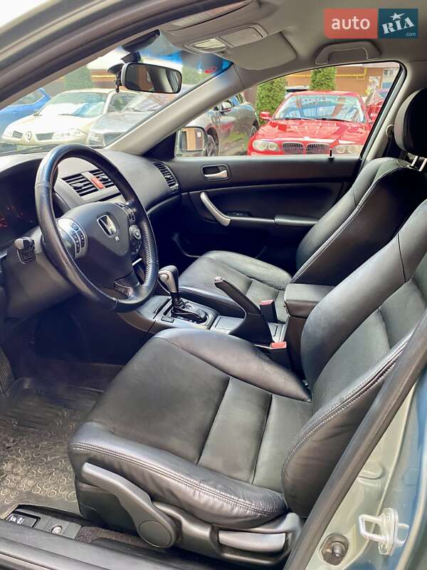 Седан Honda Accord 2005 в Івано-Франківську