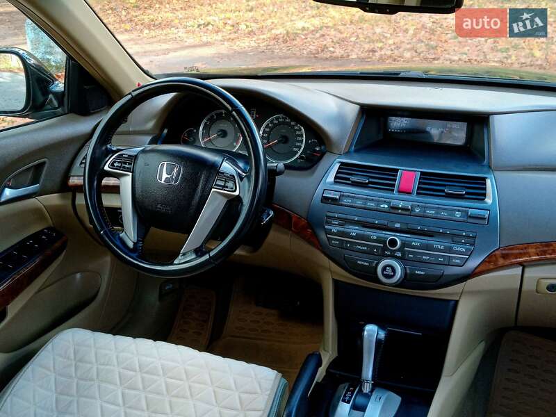 Седан Honda Accord 2008 в Виннице