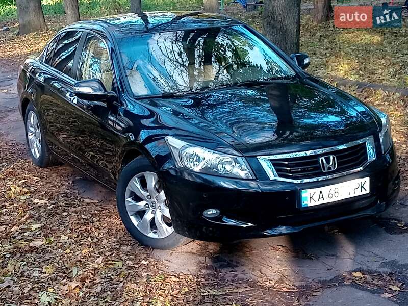 Седан Honda Accord 2008 в Виннице