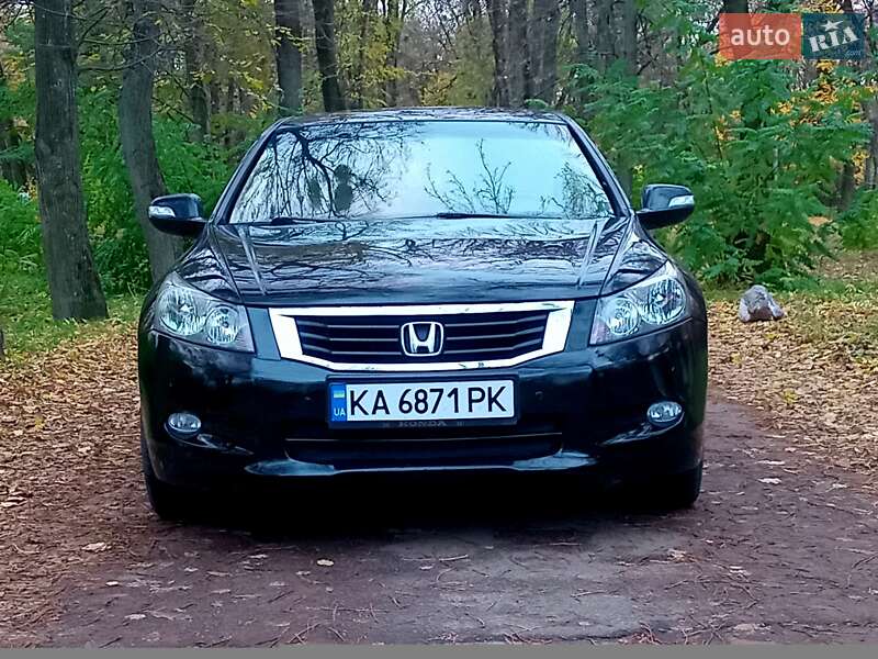 Седан Honda Accord 2008 в Виннице