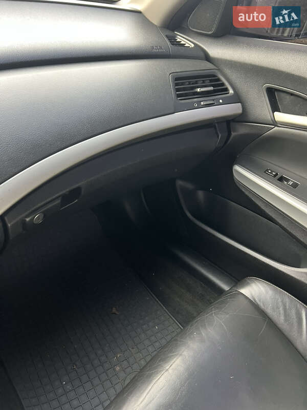 Седан Honda Accord 2008 в Черкассах