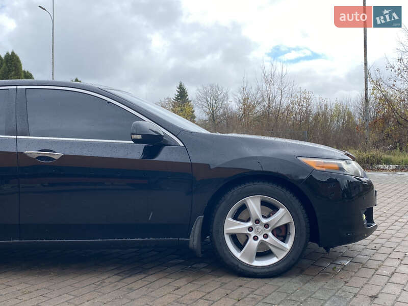 Седан Honda Accord 2008 в Лебедине