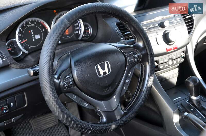 Седан Honda Accord 2012 в Киеве фото 27 Седан Honda Accord 2012 в Киеве