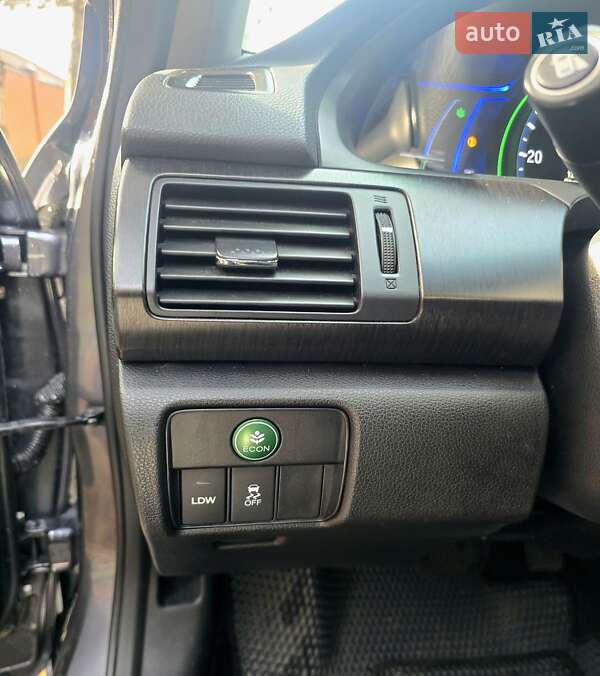 Седан Honda Accord 2015 в Дніпрі