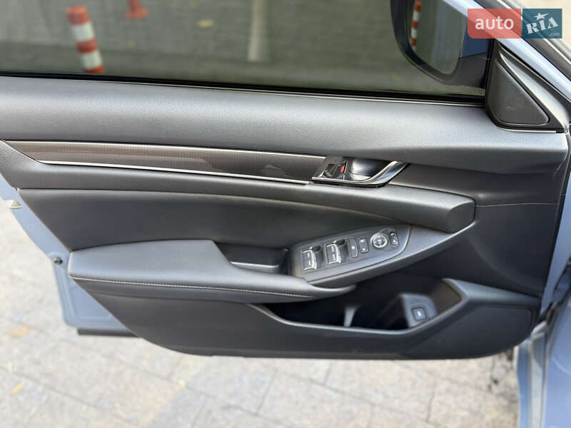 Седан Honda Accord 2022 в Киеве фото 44 Седан Honda Accord 2022 в Киеве