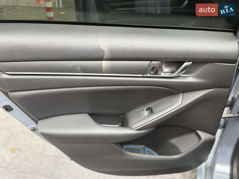 Седан Honda Accord 2022 в Киеве фото 66 Седан Honda Accord 2022 в Киеве