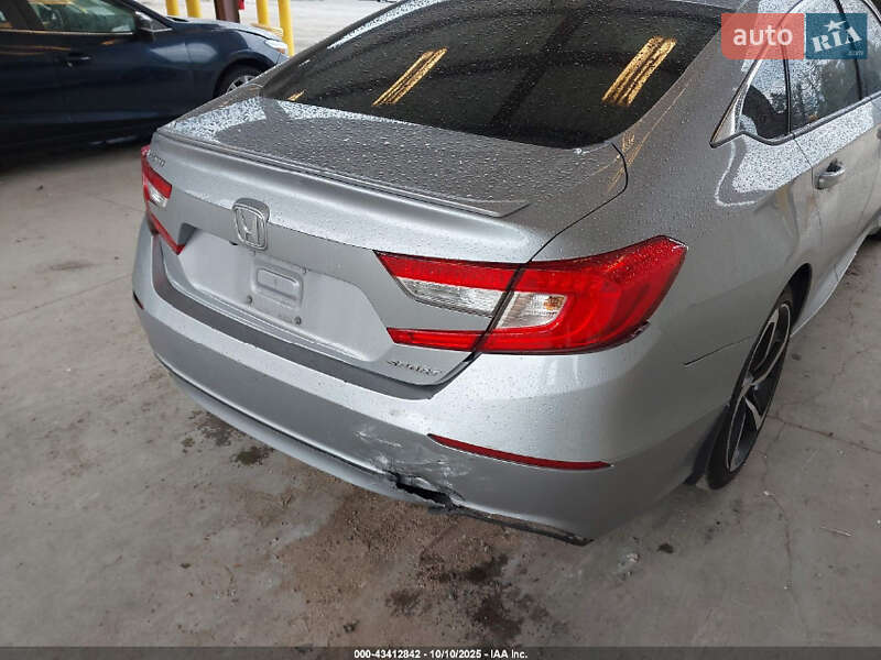 Седан Honda Accord 2018 в Чернівцях