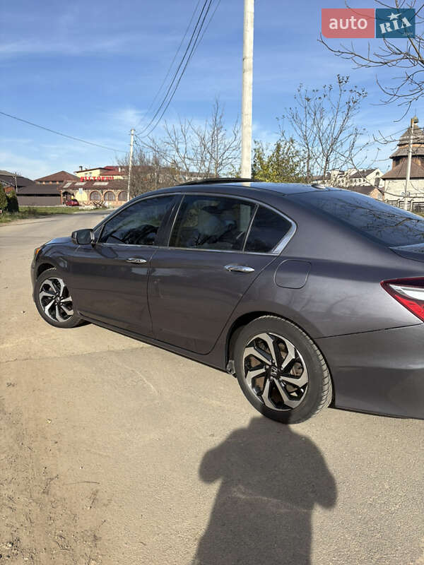 Седан Honda Accord 2017 в Івано-Франківську