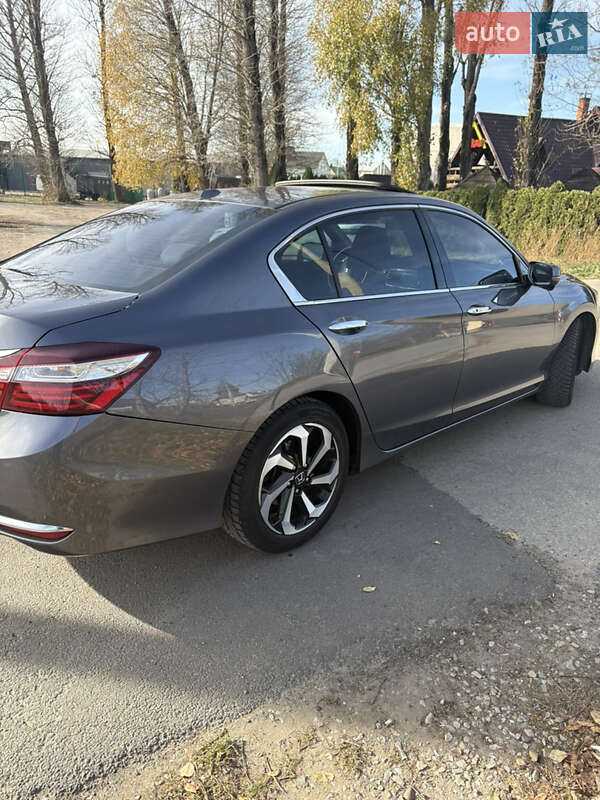 Седан Honda Accord 2017 в Івано-Франківську