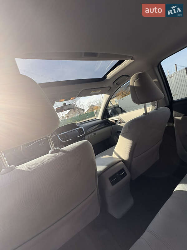 Седан Honda Accord 2017 в Івано-Франківську