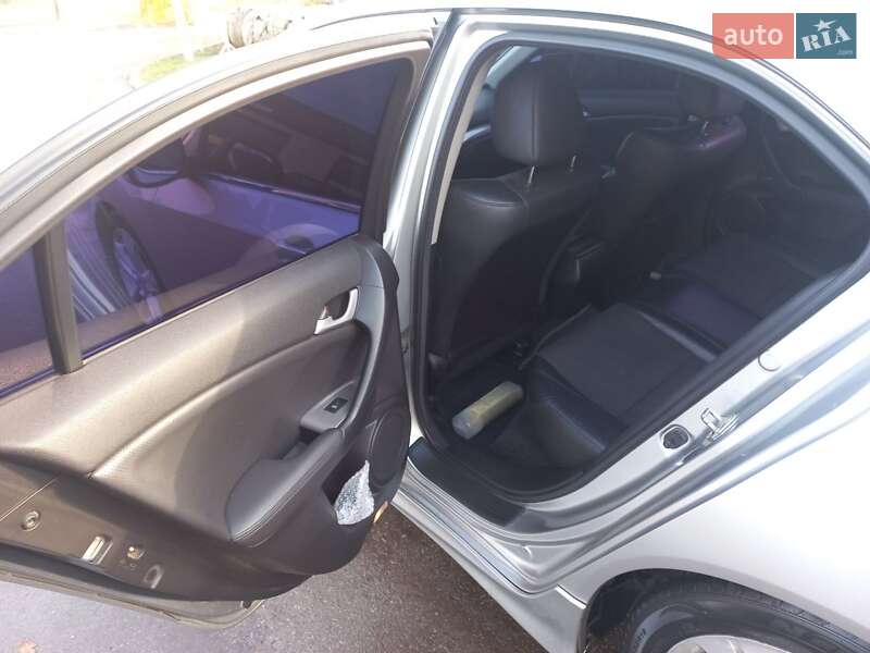 Седан Honda Accord 2008 в Сумах