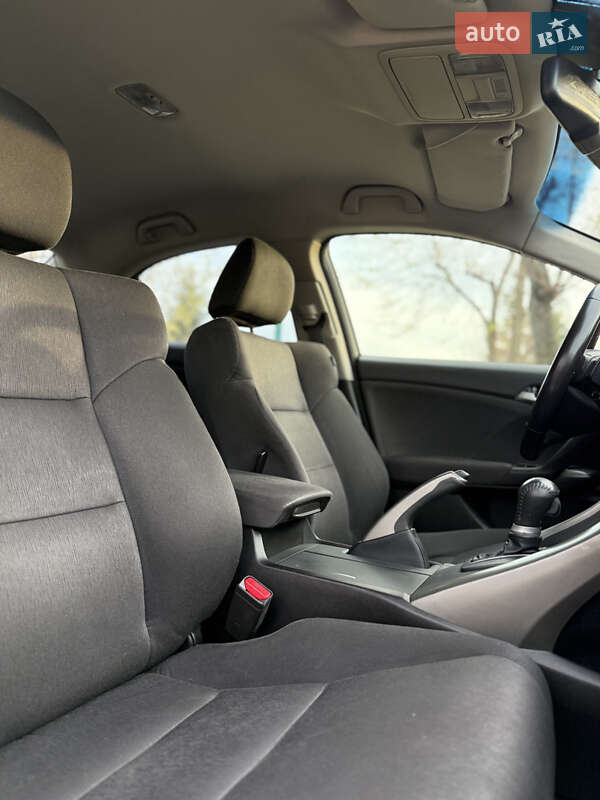 Седан Honda Accord 2008 в Обухове