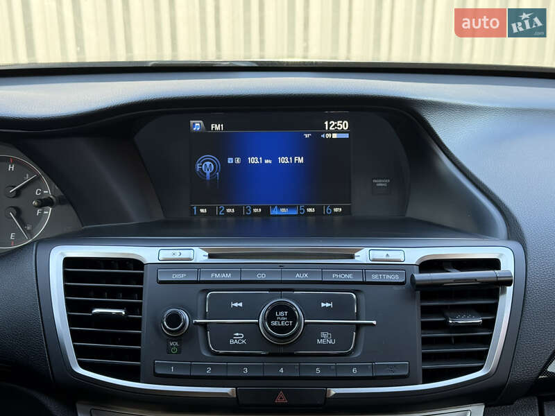 Седан Honda Accord 2015 в Киеве