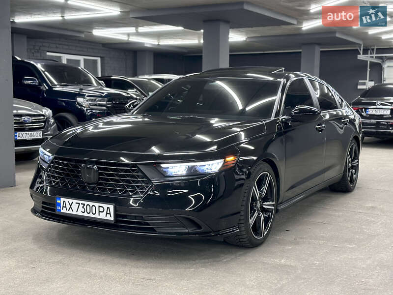 Седан Honda Accord 2023 в Харькове
