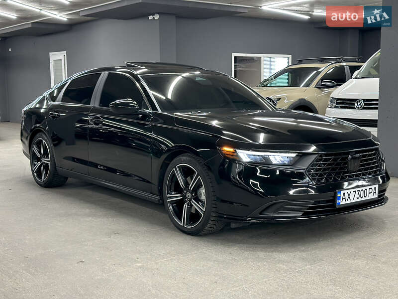 Седан Honda Accord 2023 в Харькове