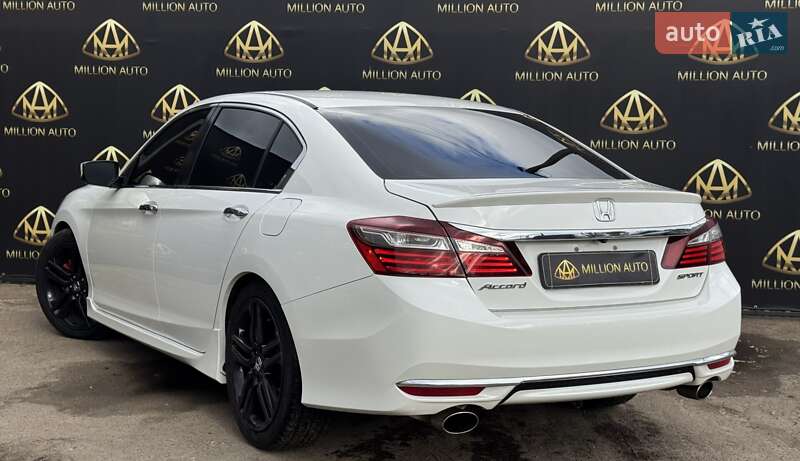 Седан Honda Accord 2016 в Киеве фото 8 Седан Honda Accord 2016 в Киеве