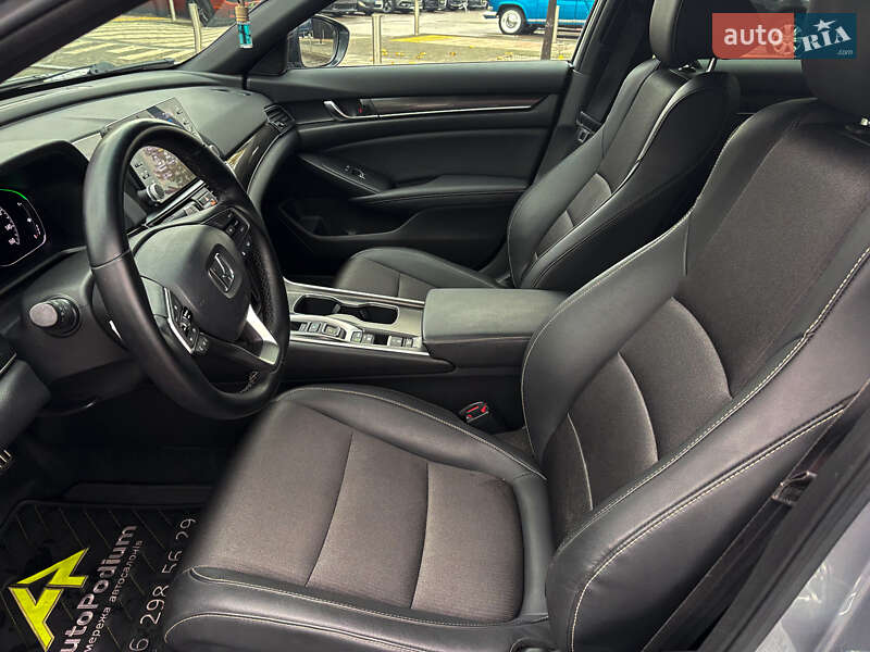 Седан Honda Accord 2022 в Киеве