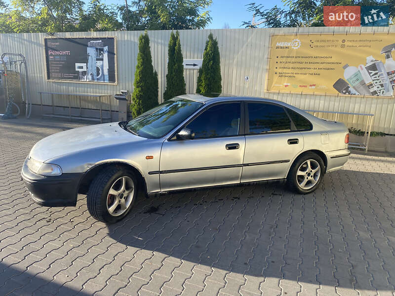 Седан Honda Accord 1995 в Одессе