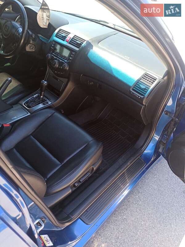 Седан Honda Accord 2006 в Запорожье