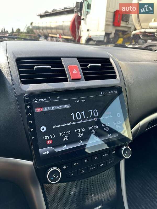 Седан Honda Accord 2005 в Кременчуге