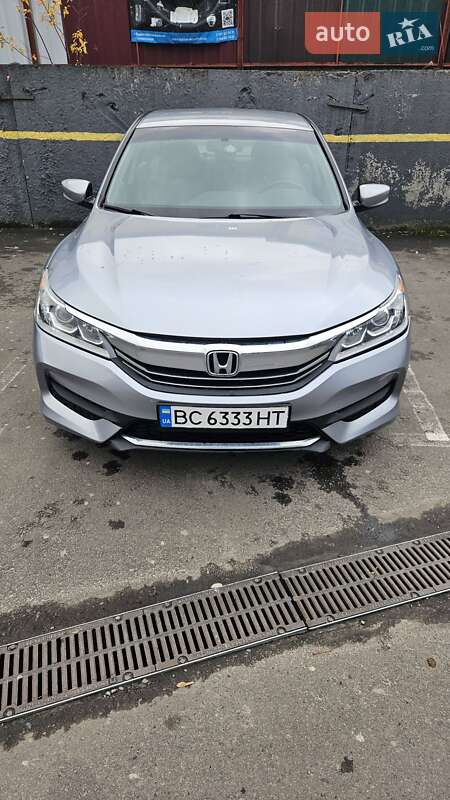 Седан Honda Accord 2016 в Львове