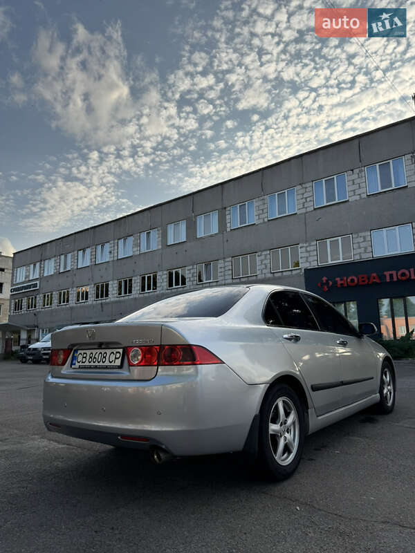 Седан Honda Accord 2003 в Чернигове