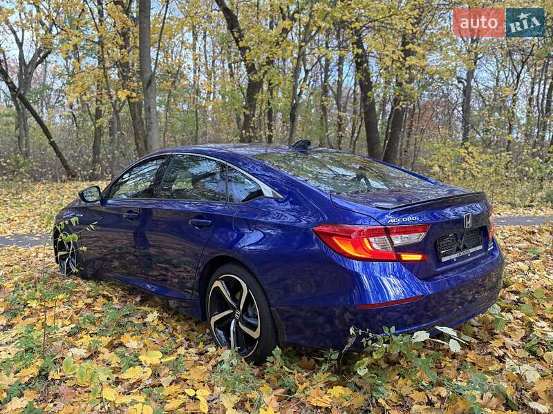 Седан Honda Accord 2022 в Білогородці