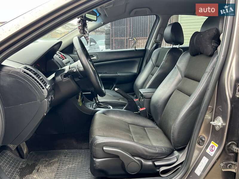 Седан Honda Accord 2008 в Киеве