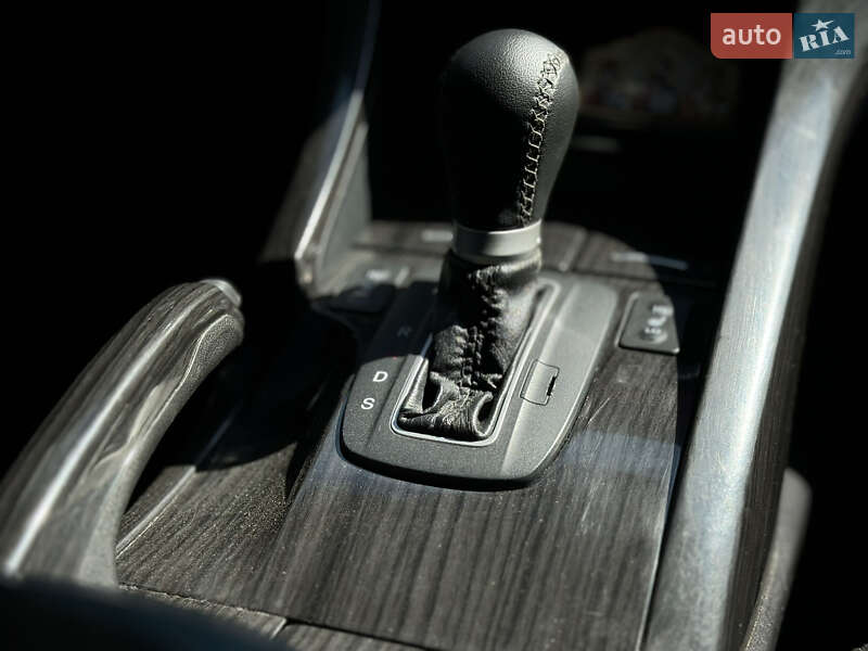 Седан Honda Accord 2008 в Киеве