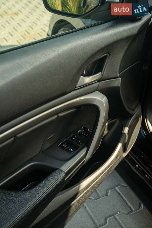 Купе Honda Accord 2008 в Жовкве фото 11 Купе Honda Accord 2008 в Жовкве