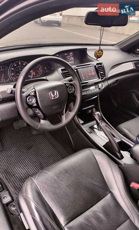 Купе Honda Accord 2016 в Виннице