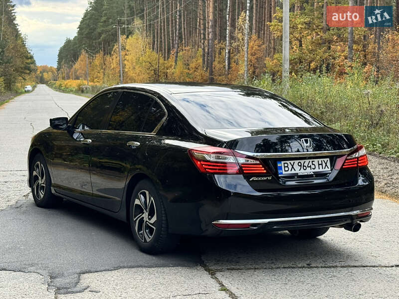 Седан Honda Accord 2017 в Нетішині