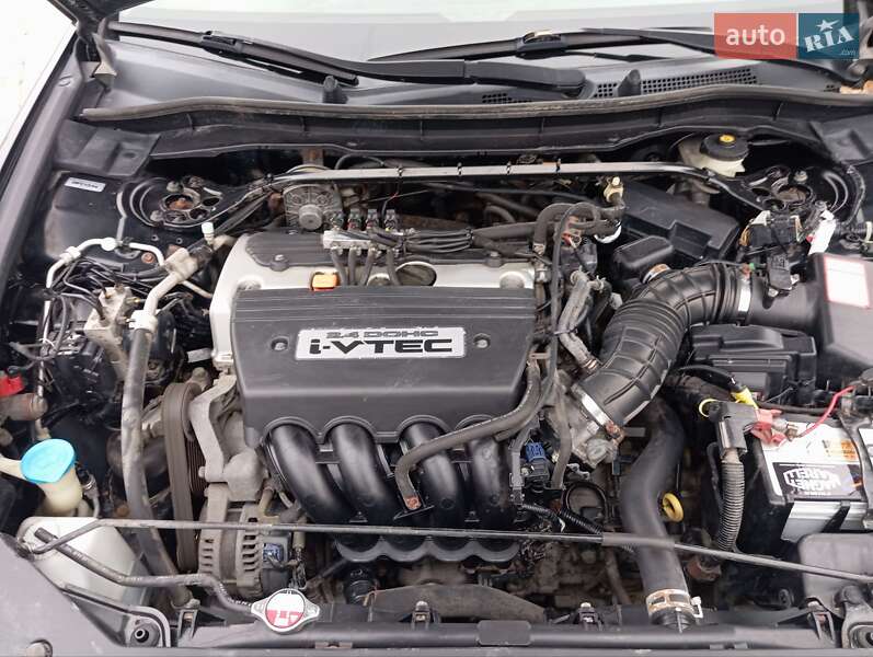 Седан Honda Accord 2010 в Бучі