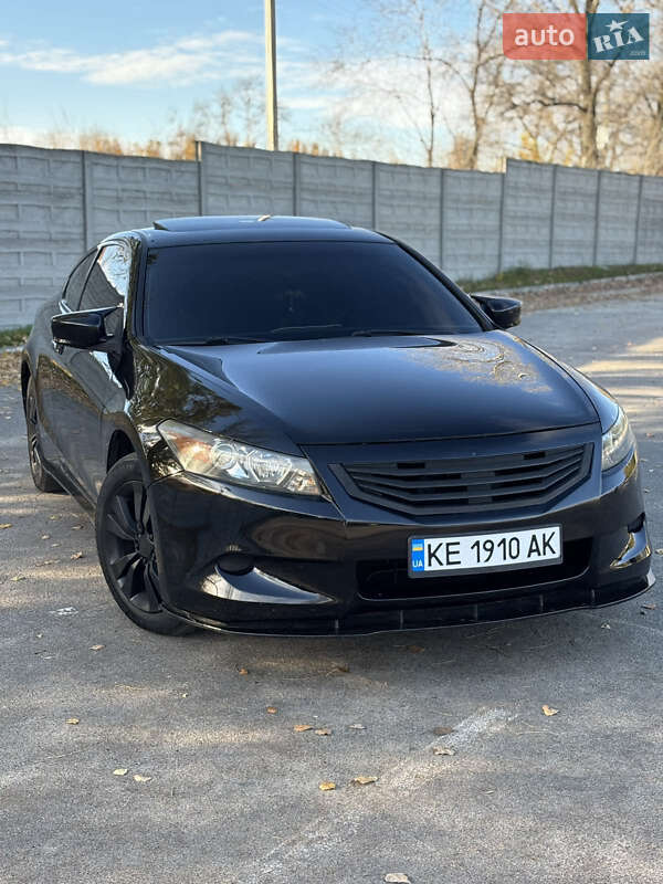 Купе Honda Accord 2010 в Кременчуге фото 2 Купе Honda Accord 2010 в Кременчуге