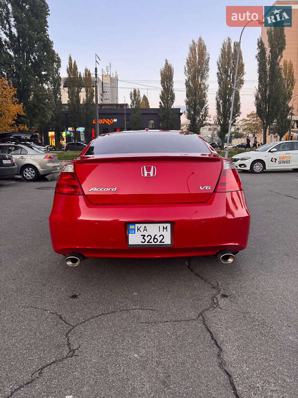 Купе Honda Accord 2008 в Радомышле